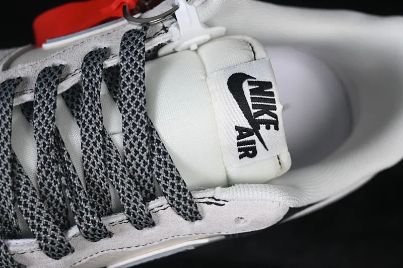 All categories Nk Air Force 1 Air Force series Nk Air Force 1 Low Air Force low-top Nike Air Force 1'07 Low Black and white national style Air Force 1 low-top casual sneakers HT5088-636